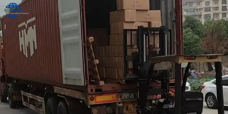 LCL cargo loading in container